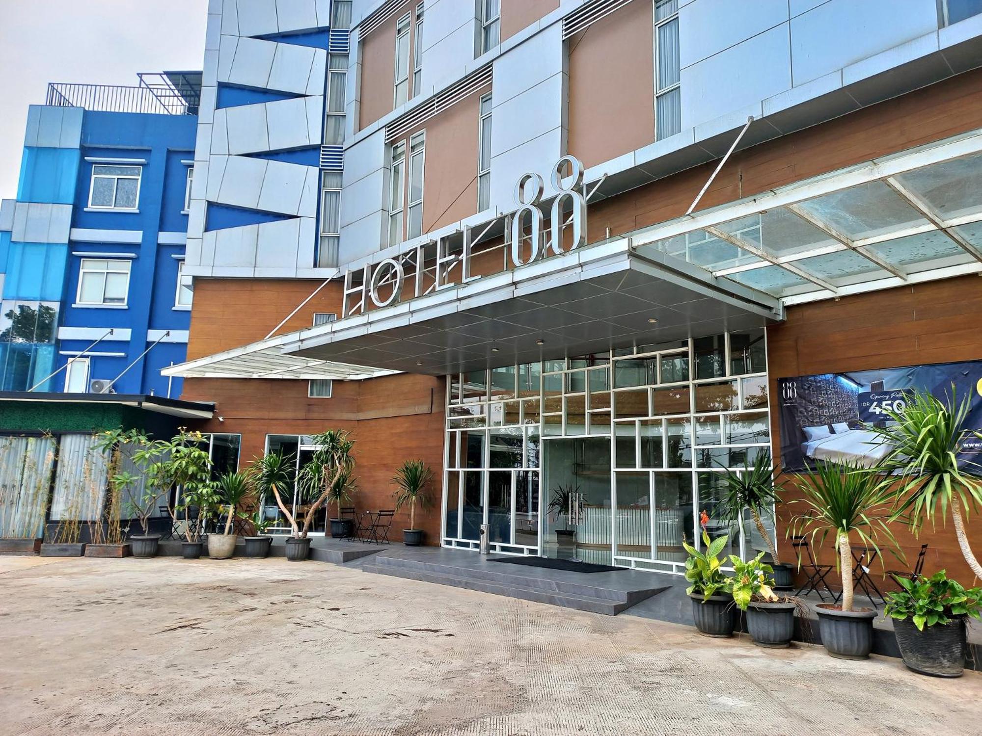 Hotel 88 Kedoya จาการ์ตา ภายนอก รูปภาพ